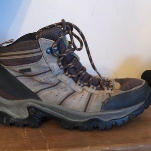 Columbia Hiking boots